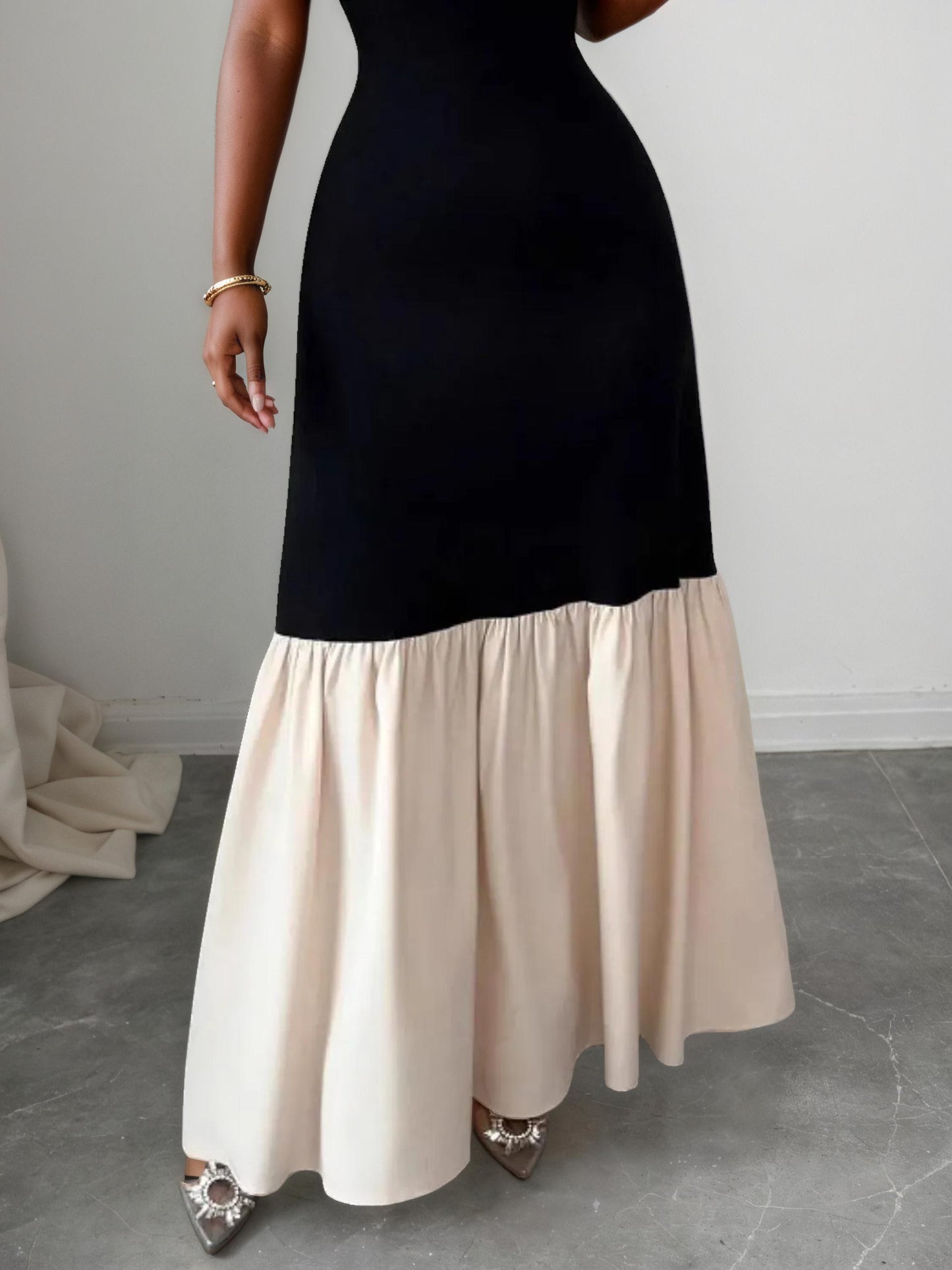 Color Blocked Spaghetti Strap Maxi Dress