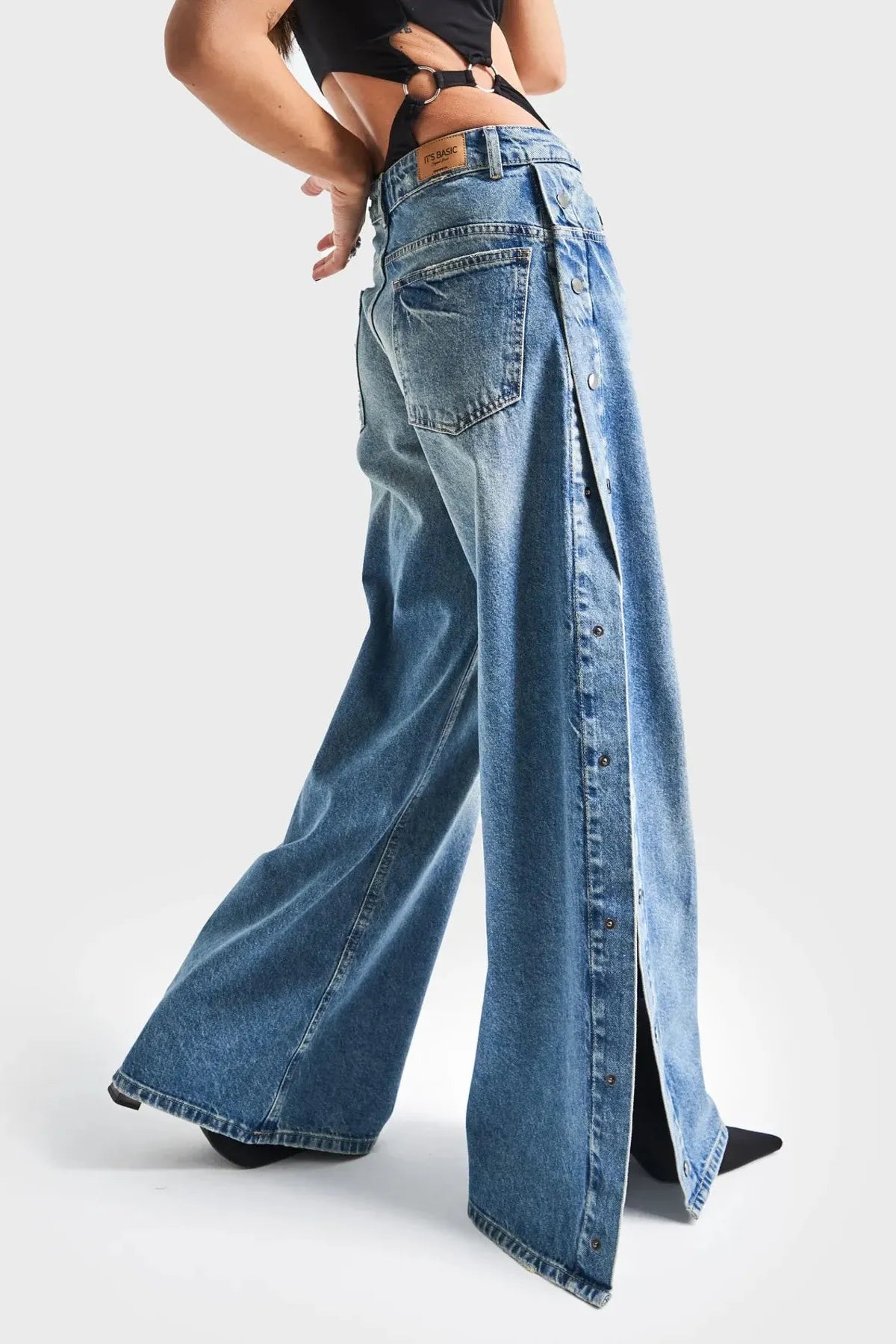 35cee6a695ae4edbb42bb81368dbc7c3-Max-Origin